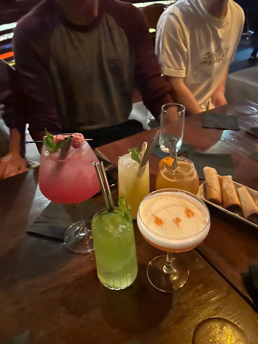 Highlights, Lychee Lounge