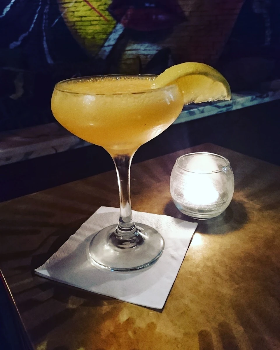 Highlights, Lychee Lounge