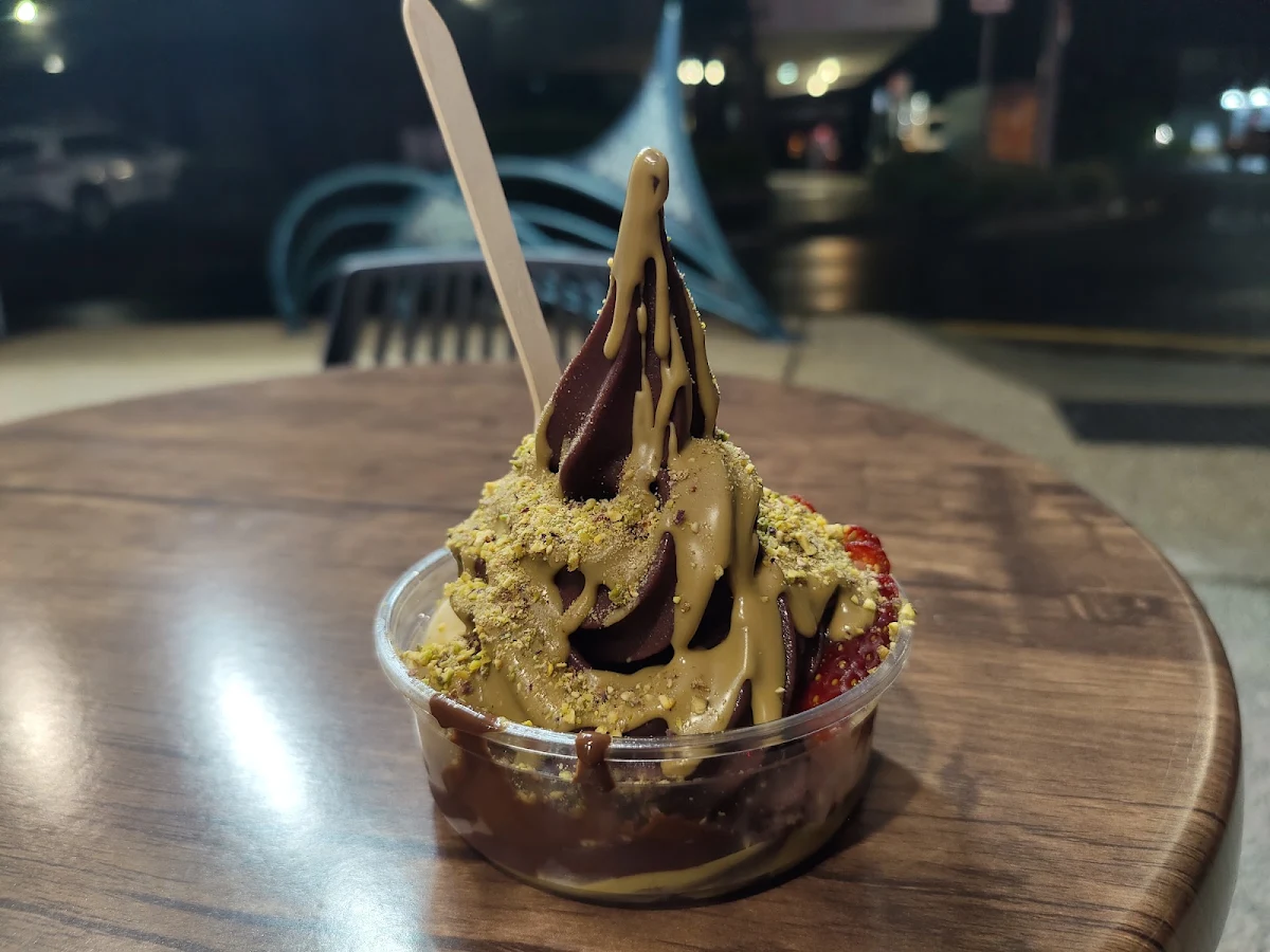 Highlights, Rooka Acai