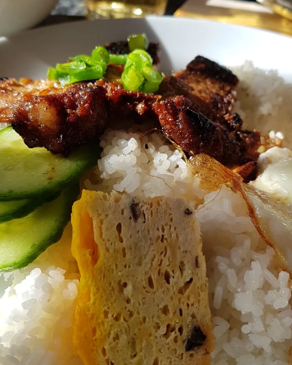 Broken Rice Grilled Chicken