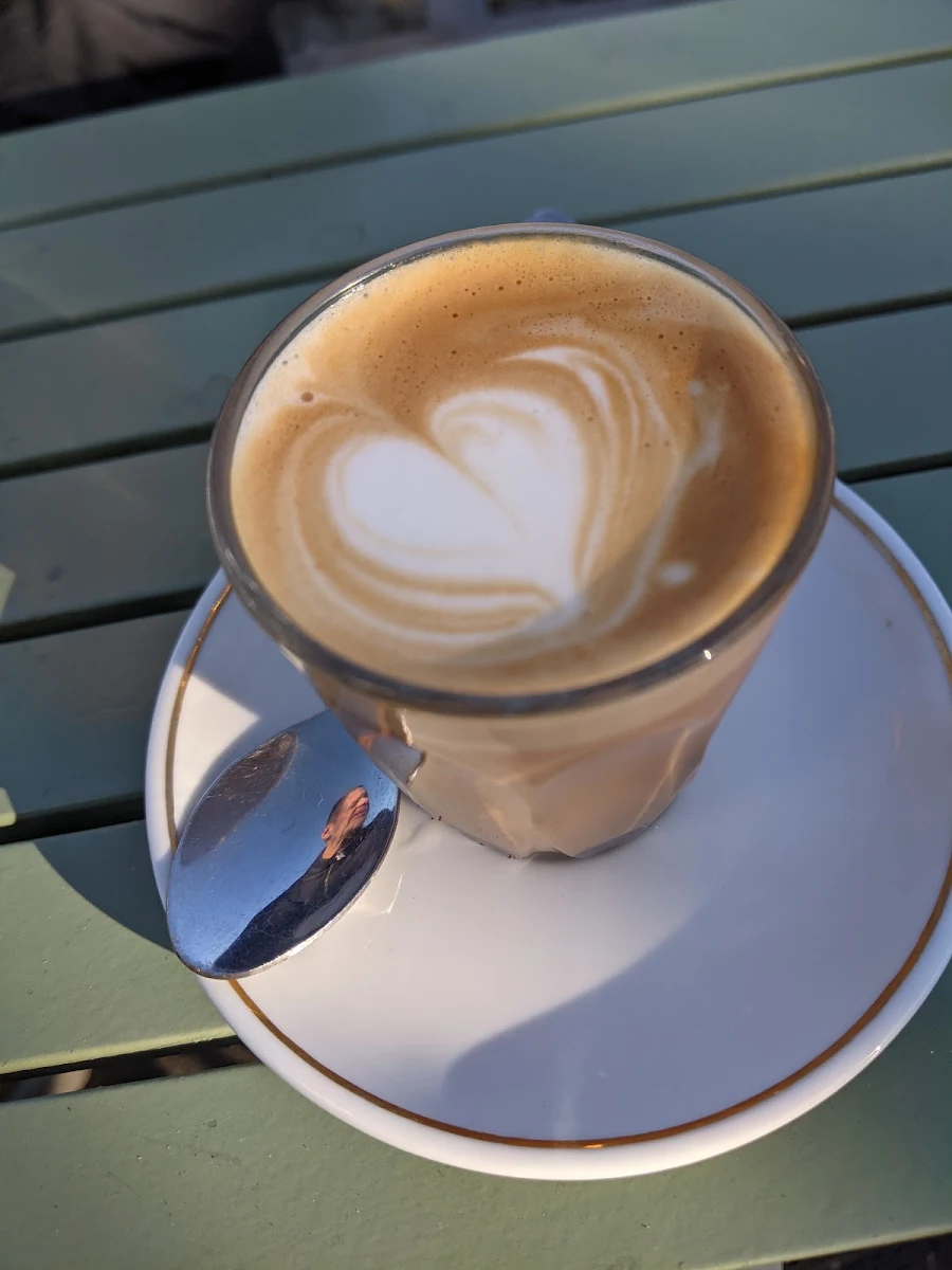 Flat White, The Navy Bear