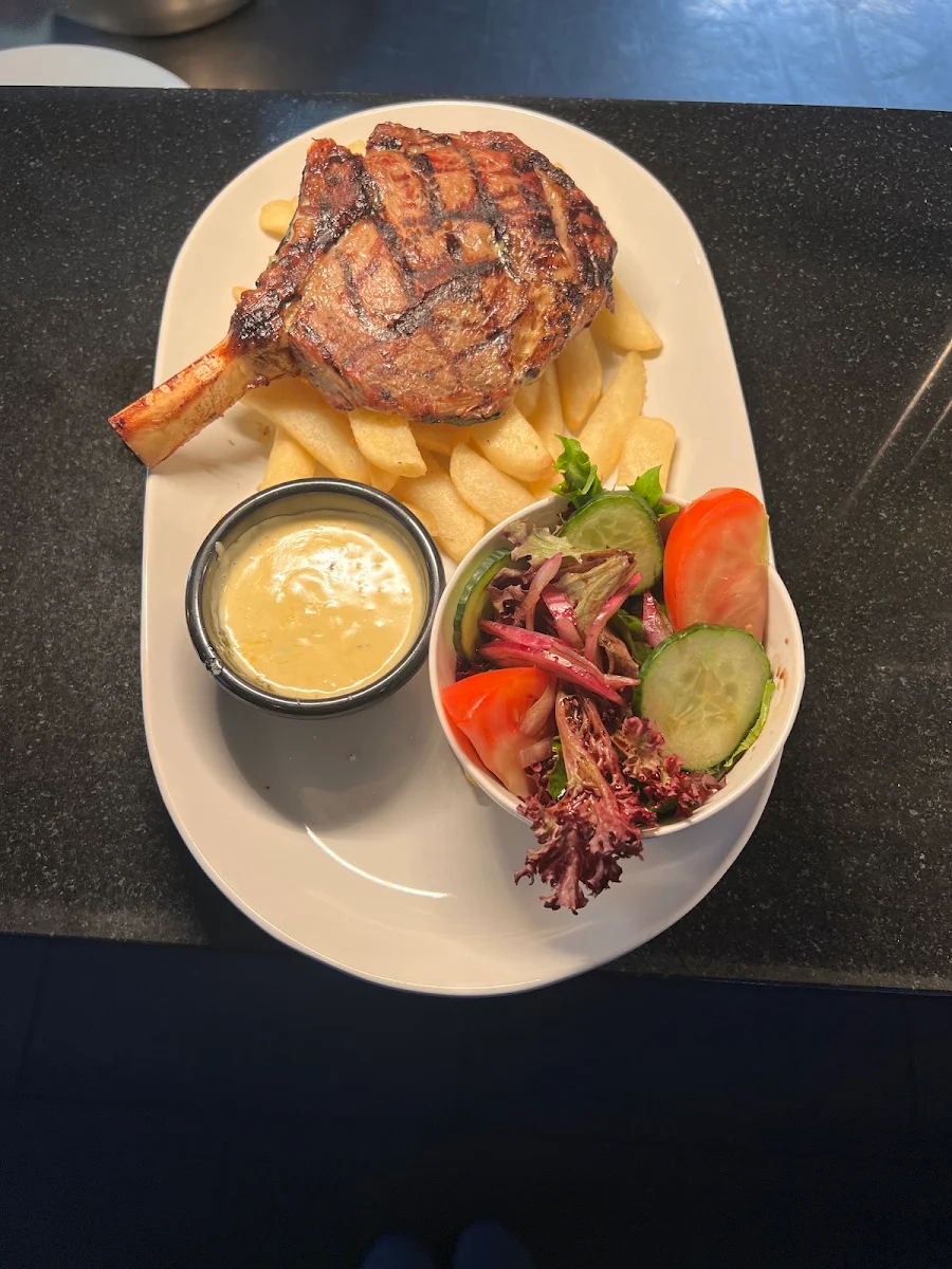 Highlights, Bambsh Restaurant & Cafe