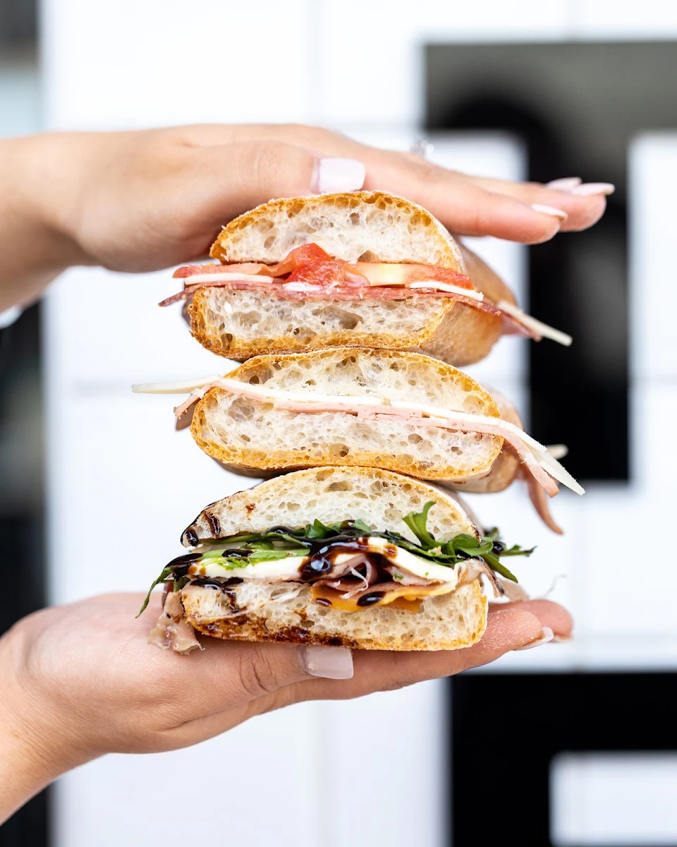 Highlights, Casa Del Cibo