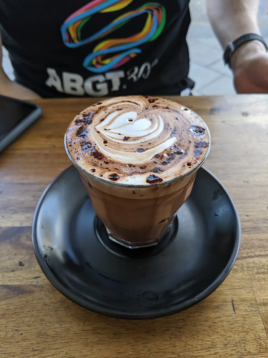 Mocha, The Tinhorn Cafe