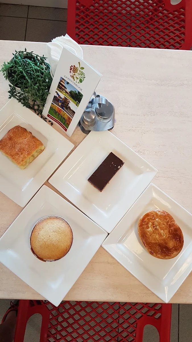 Highlights, Big Apple Bakery