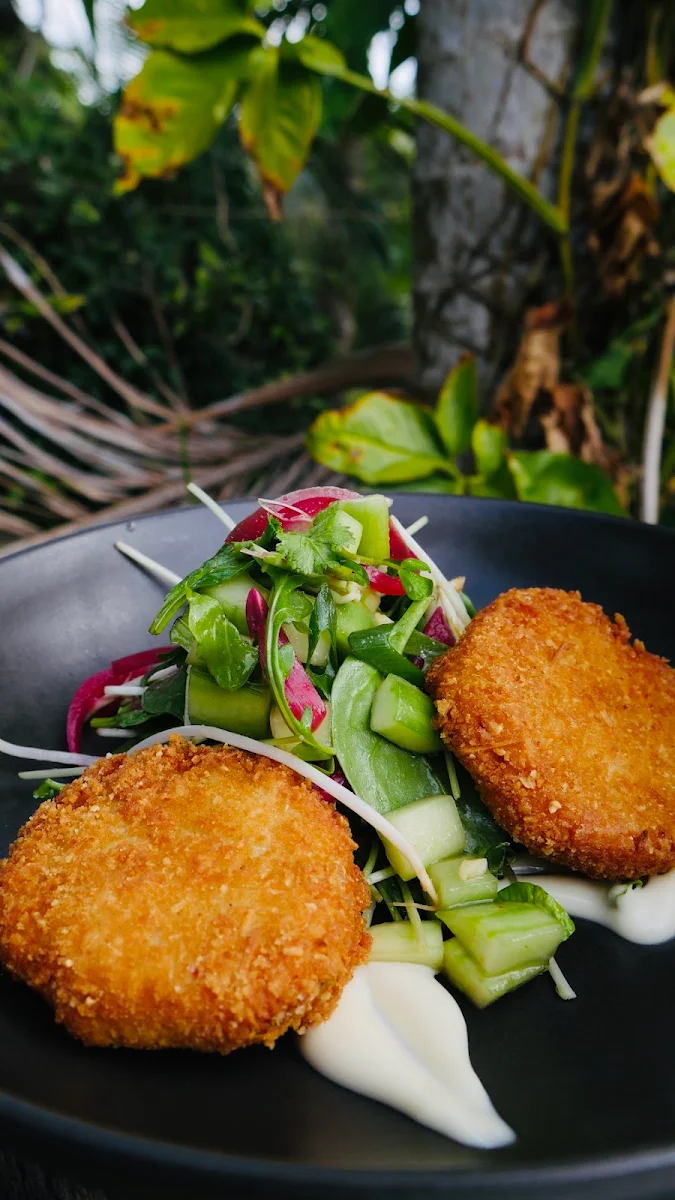 Smoked Salmon Cakes