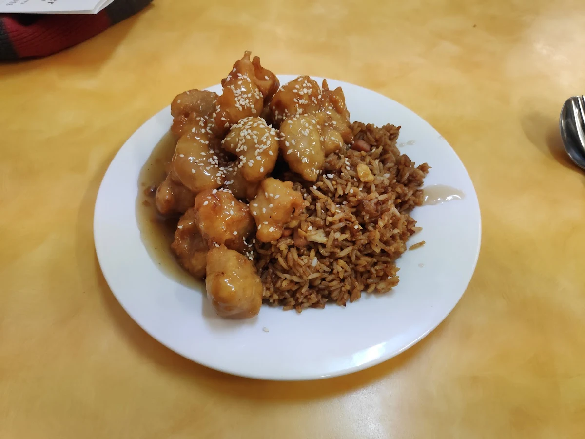 Highlights, Kenny Tucker Chinese Restaurant