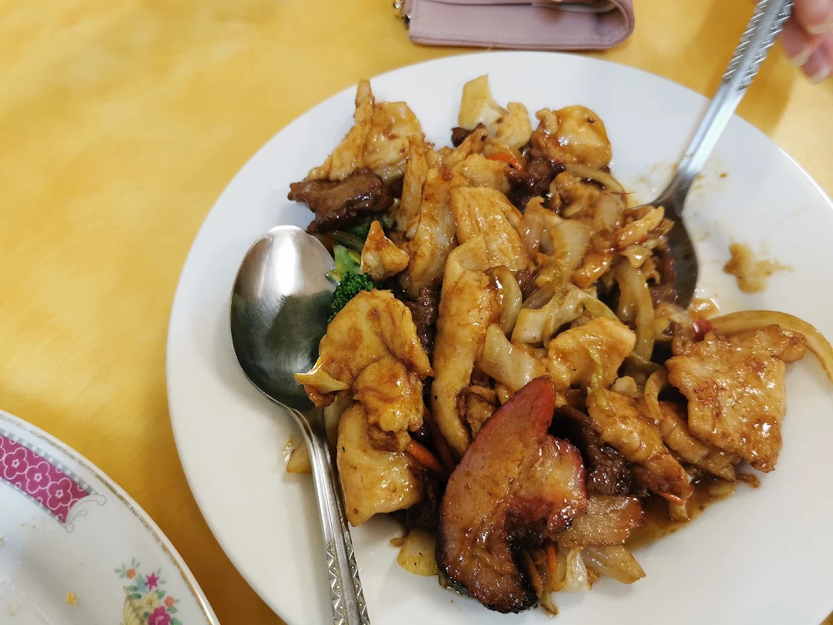 Highlights, Kenny Tucker Chinese Restaurant