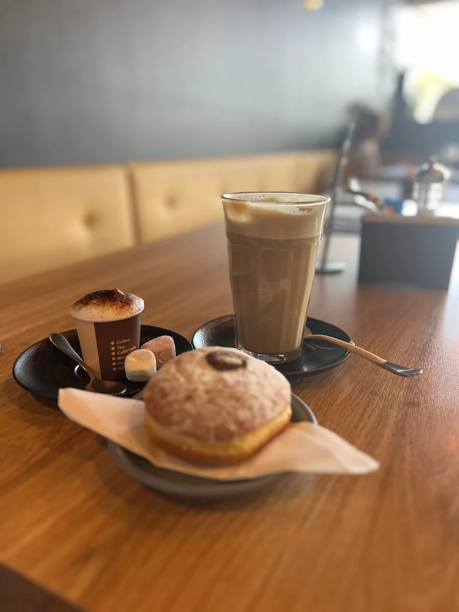 Highlights, Espresso Cafe