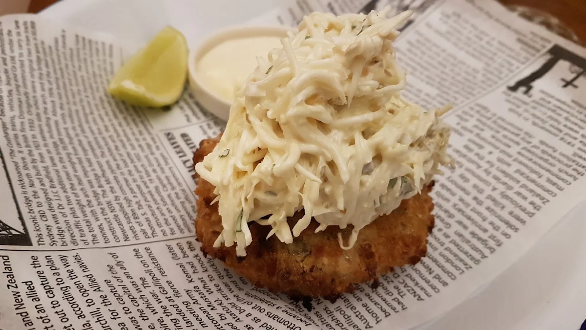 Crab Cake, Cove