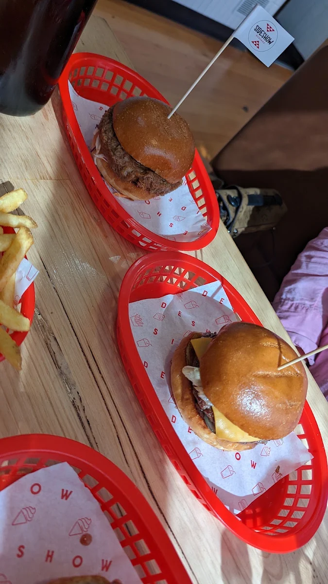 Sideshow Burger, Blackburn Eatery