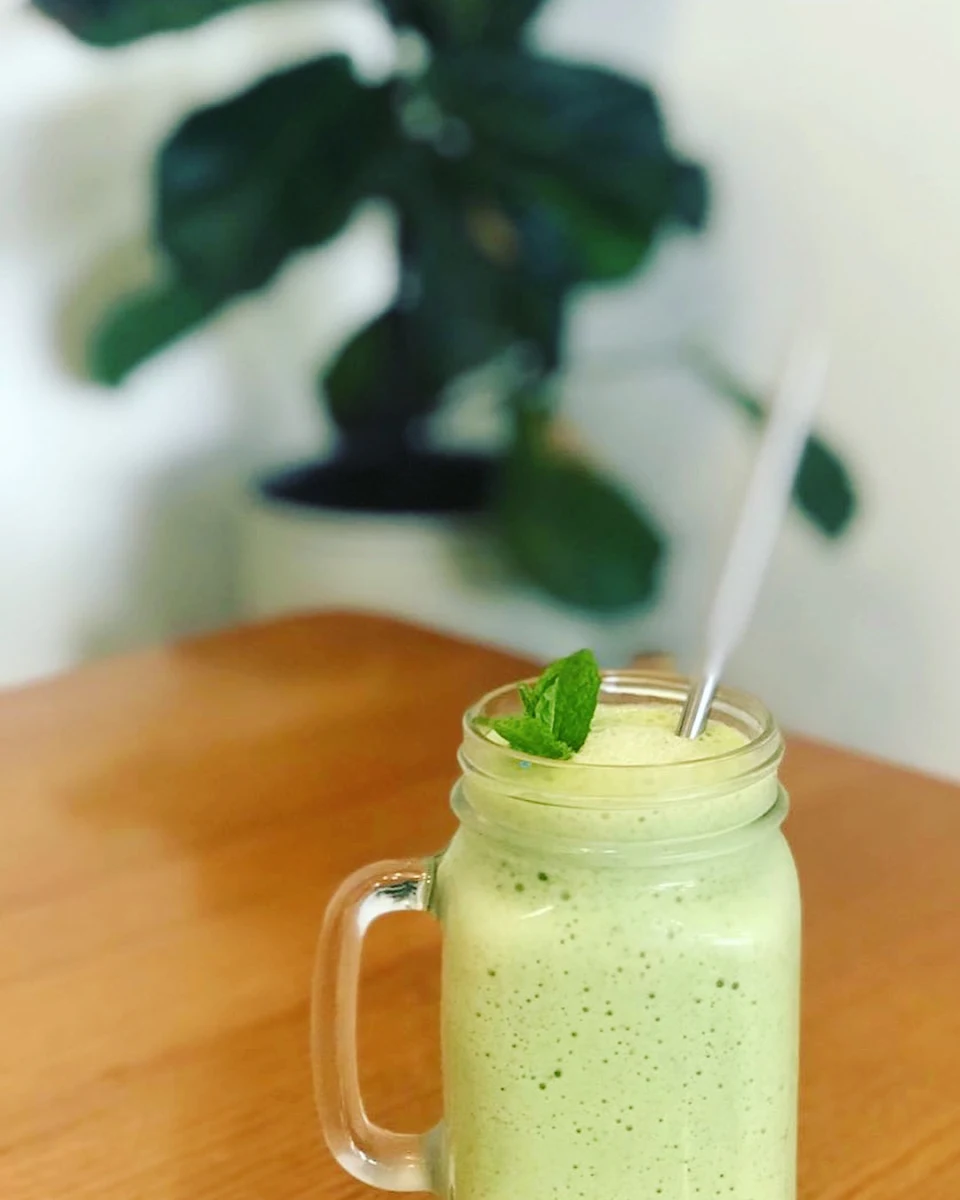 Matcha, Alley Hens