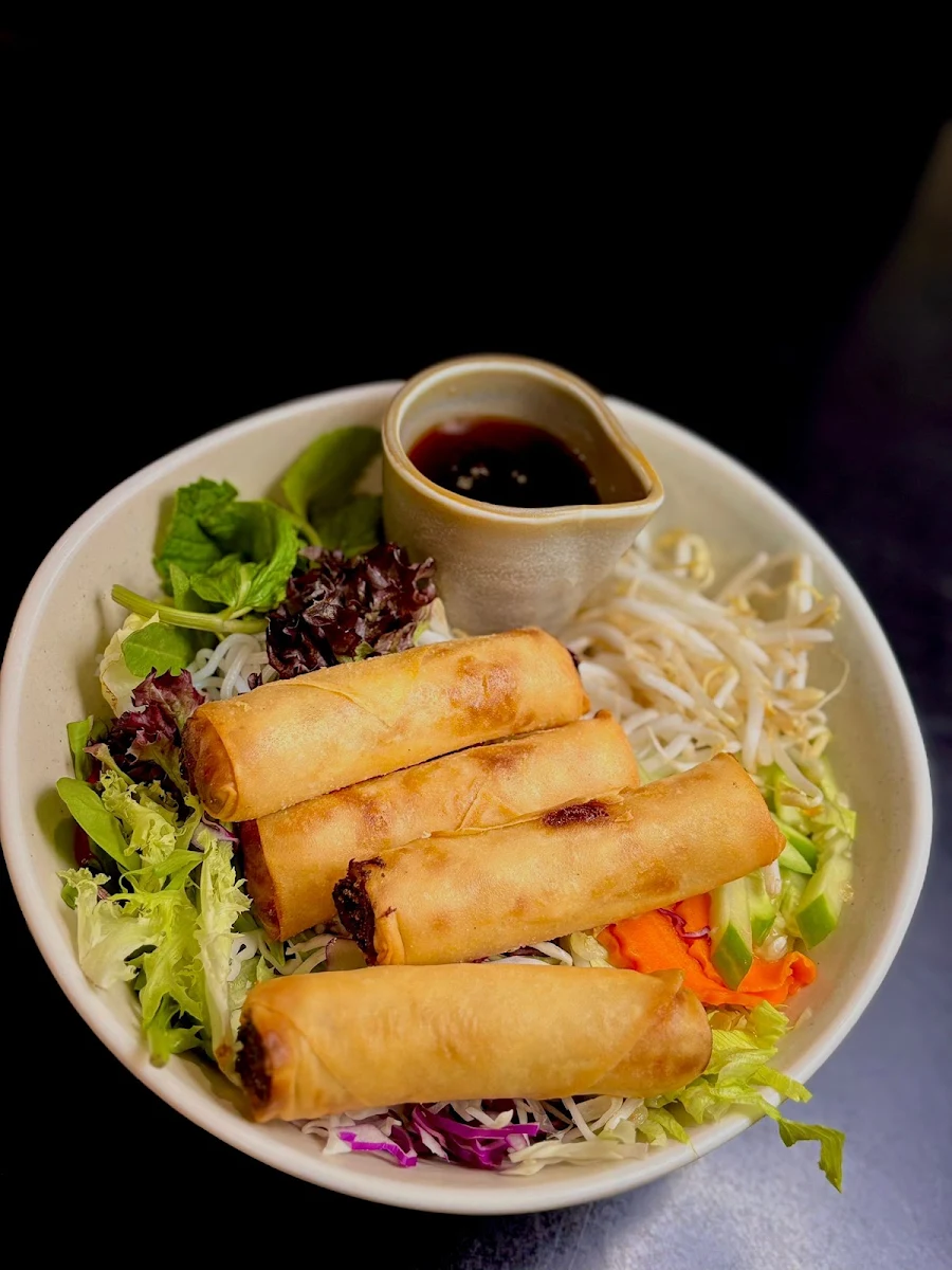 Highlights, Saigon Oi ! Erina