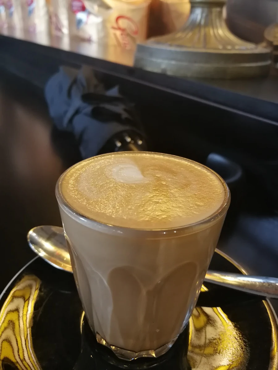Piccolo, Caffé E Torta