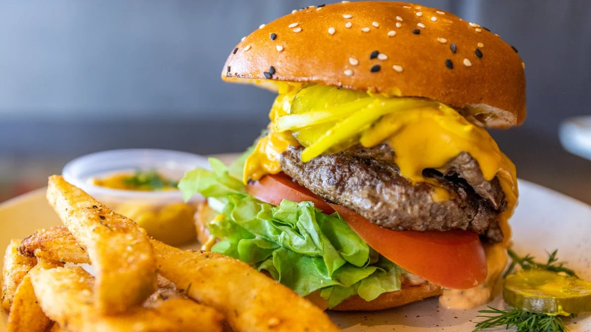 Highlights, Backyard Burgers Sorrento