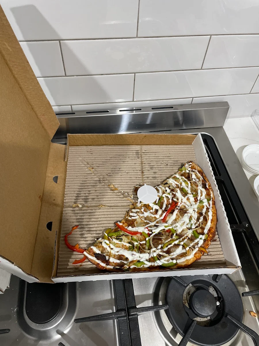 Chicken Deluxe Pizza