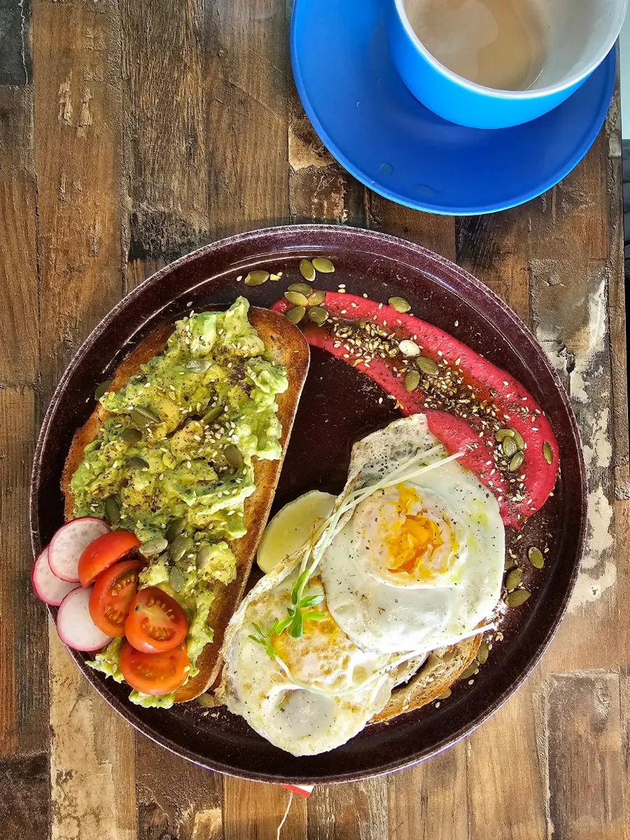 Smashed Avo, 4 Seeds Cafe
