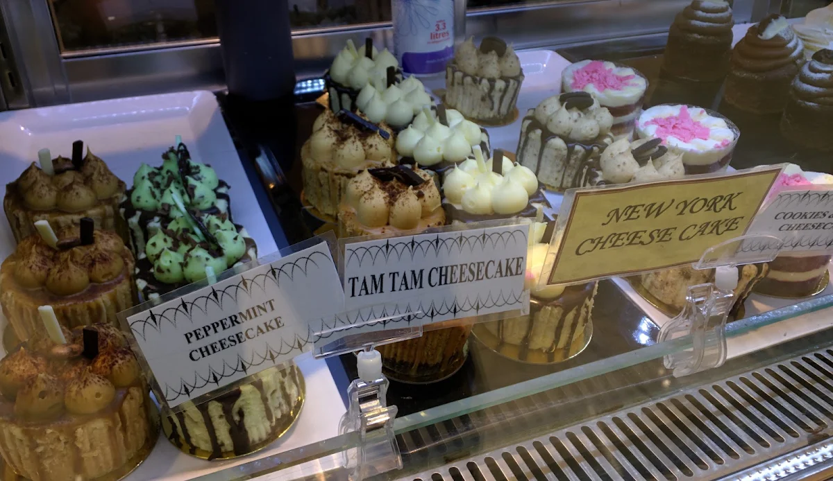 Tim Tam Cheesecake, Arena Cafe