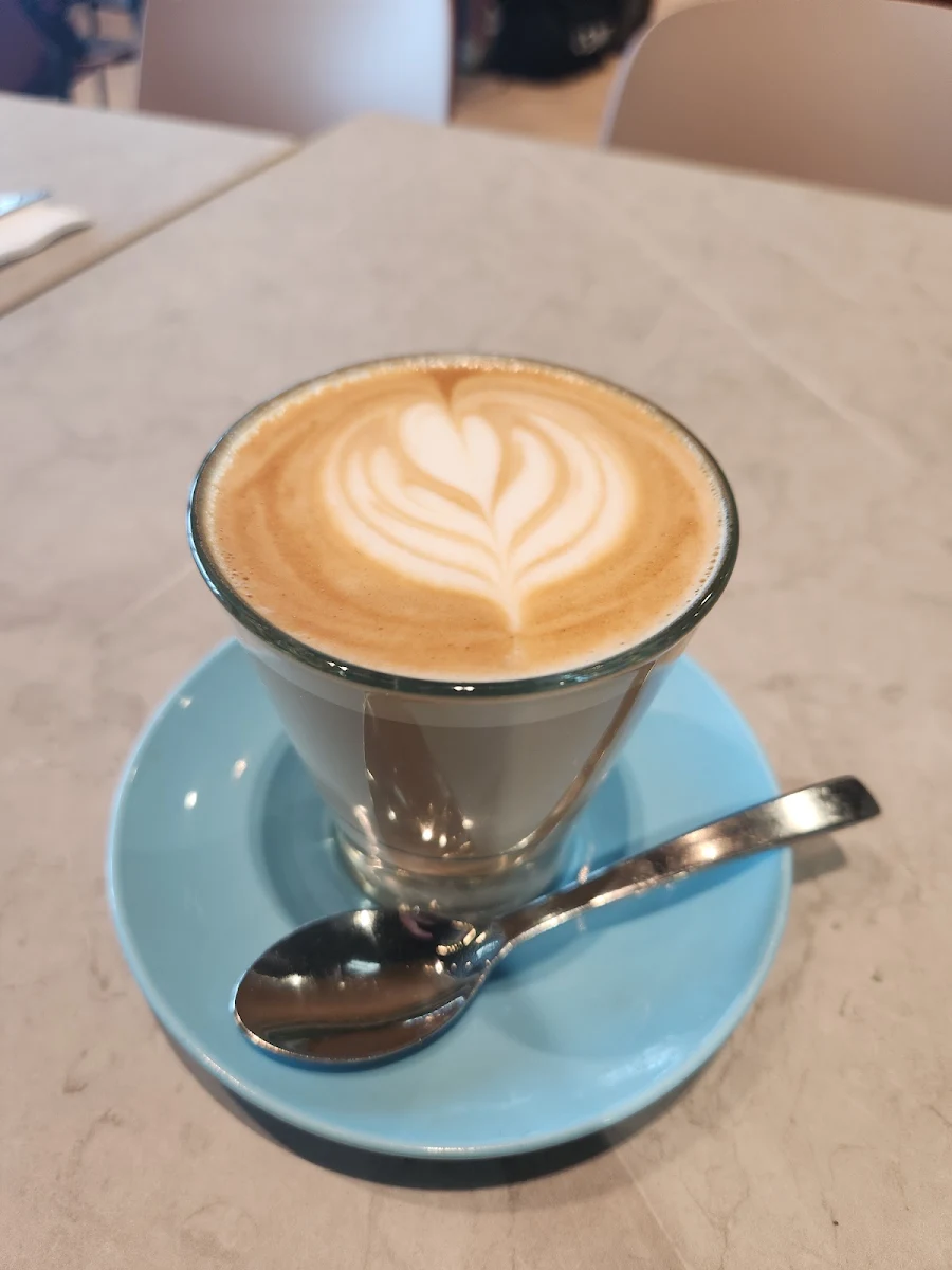 Flat White, The Aviary Cafe Bar