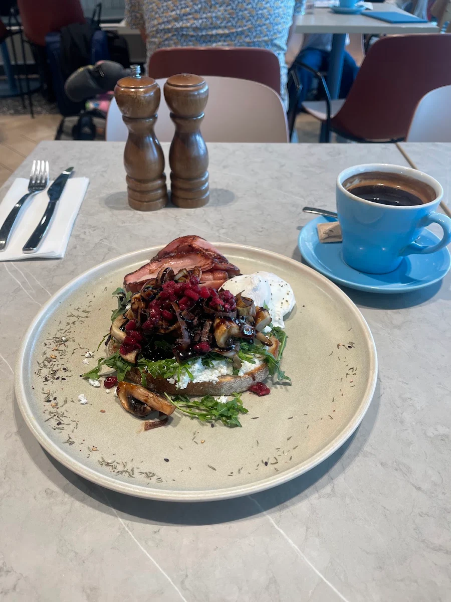 Mushroom Stack with Bacon, The Aviary Cafe Bar