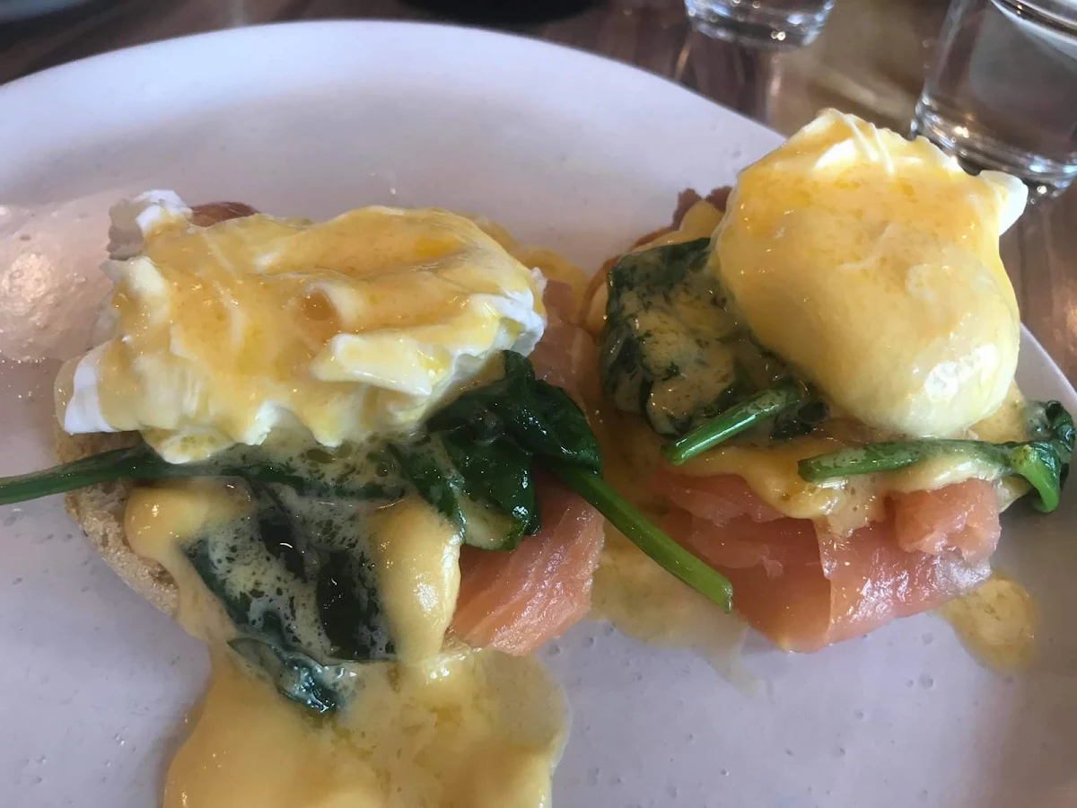 Eggs Benedict with Smoked Salmon