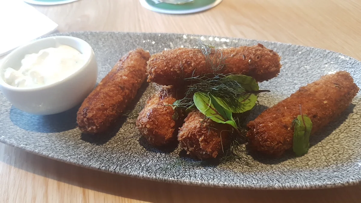 Fried Haloumi, Evening Star Hotel