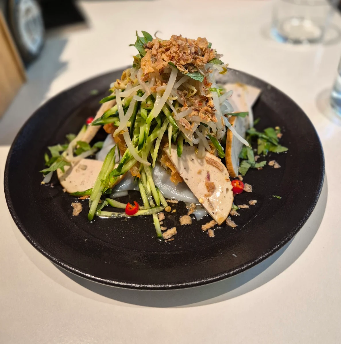 Steamed Pancake, Xin Chào