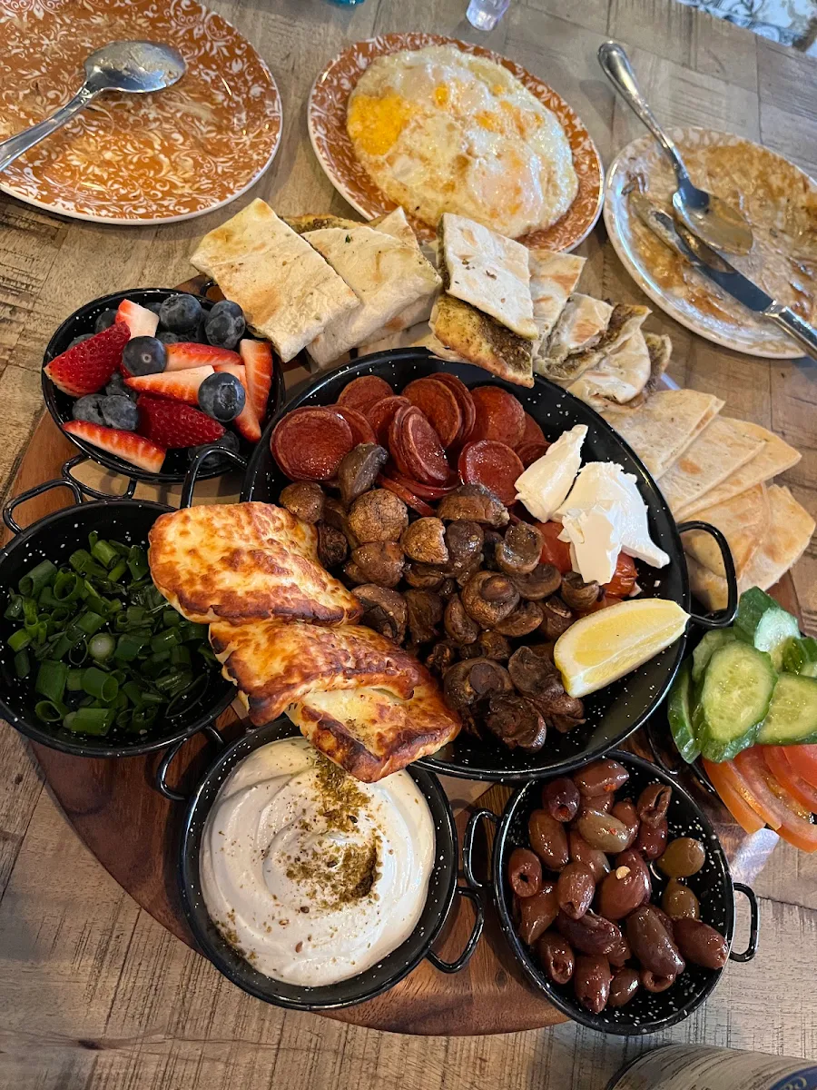 Breakfast Platter, Nineteen43