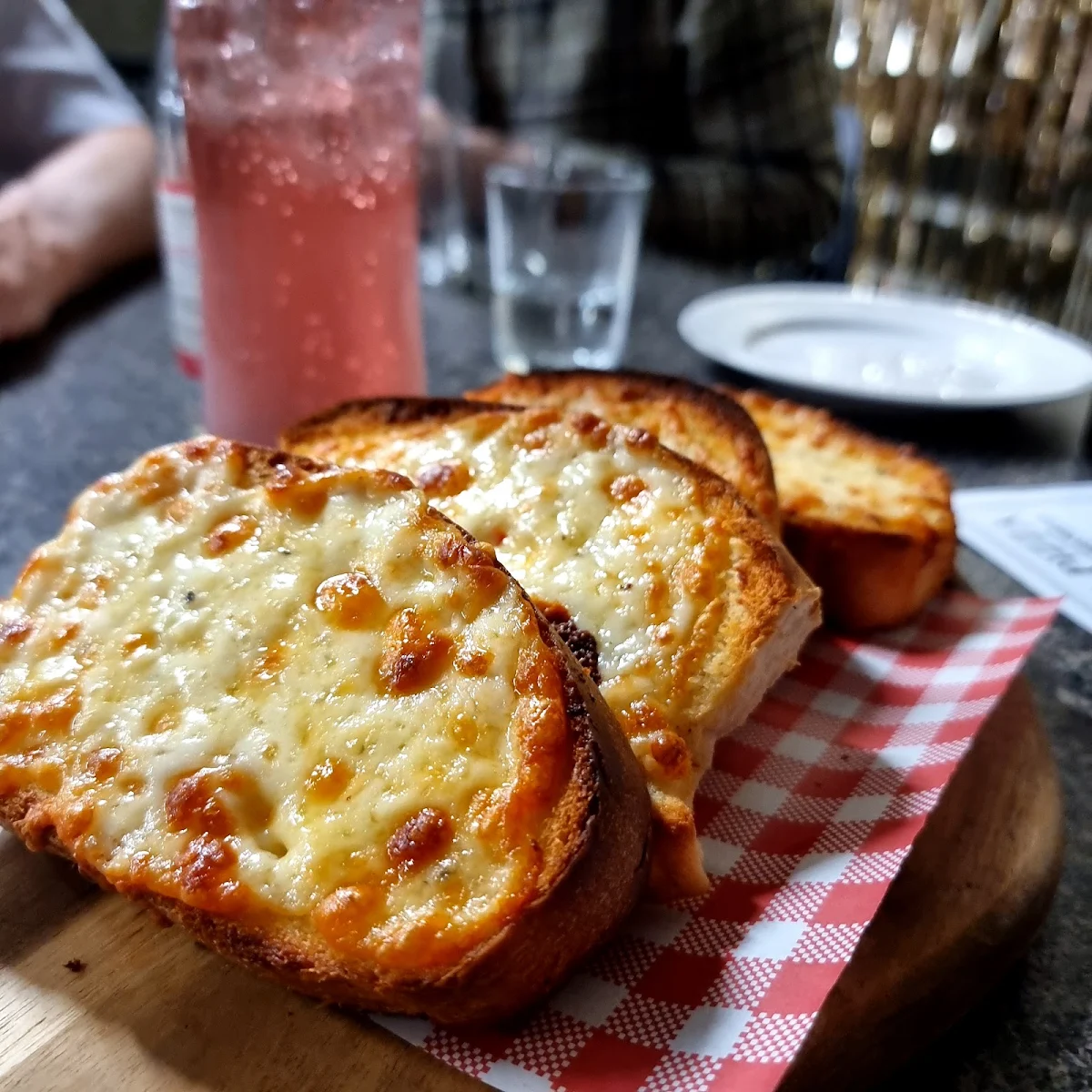Cheese Garlic Bread, Eight Slices Italian Kitchen