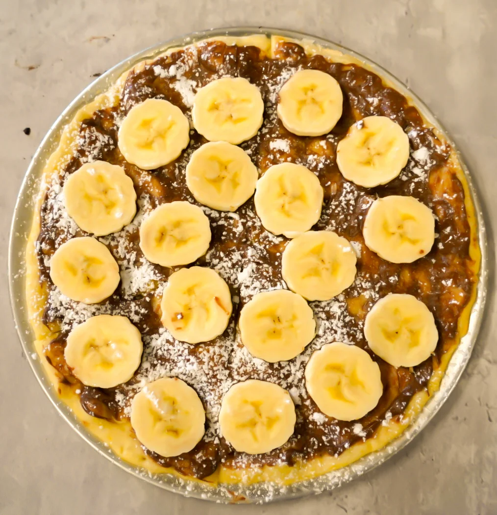 9 Banana Nutella Pizza