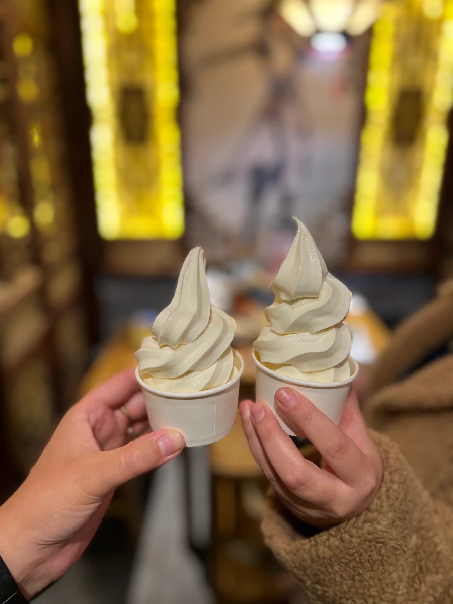 Soft Serve, Panda Hot Pot 蜀大侠火锅