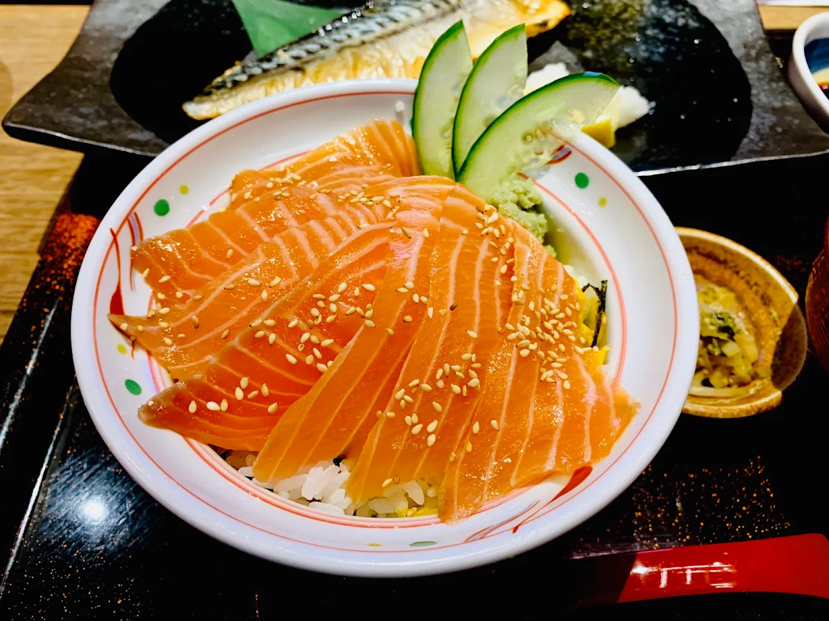 Salmon Don, YAYOI Galeries
