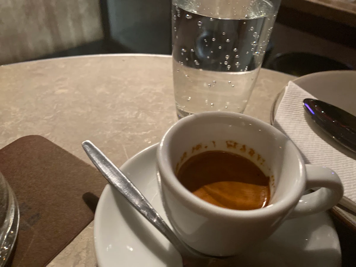 Espresso, Ombra