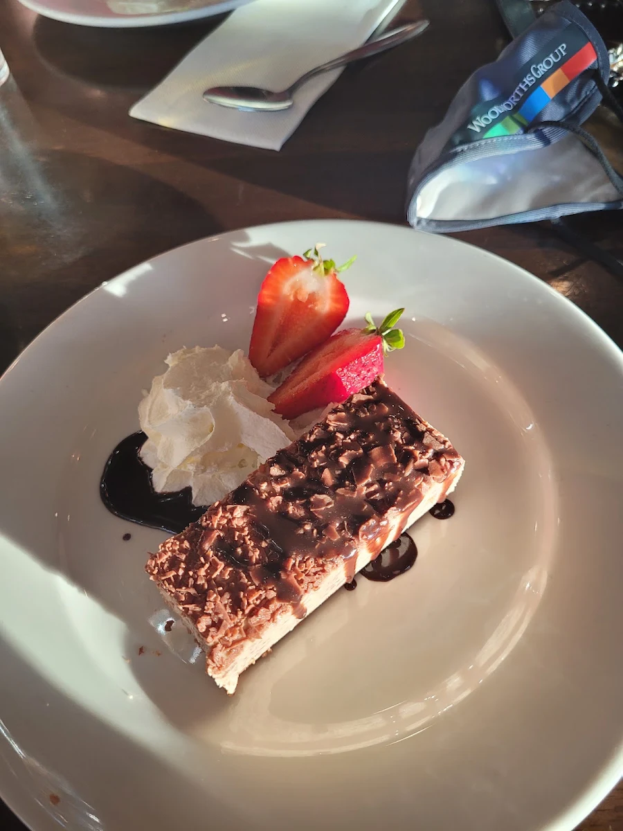 Tiramisu Cake