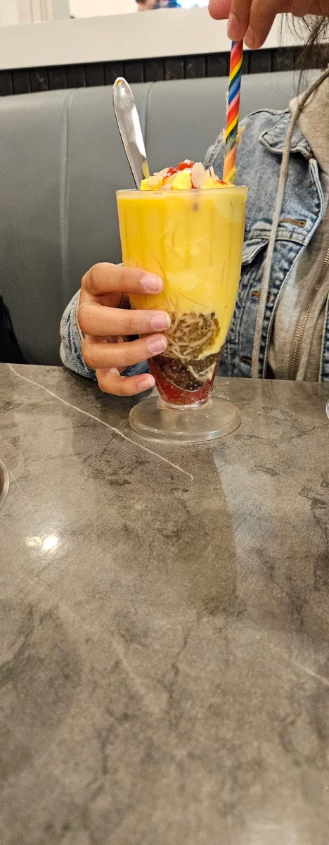 Mango Lassi, Saravanaa Bhavan