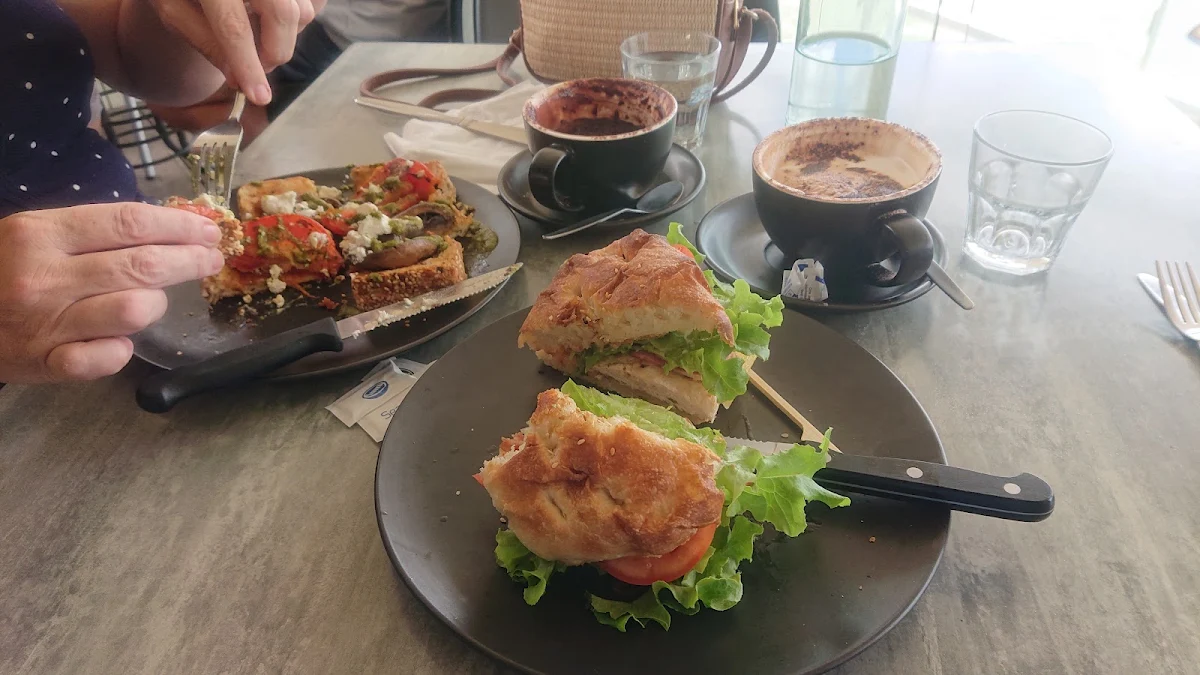 Pannini, Cafe VinCino