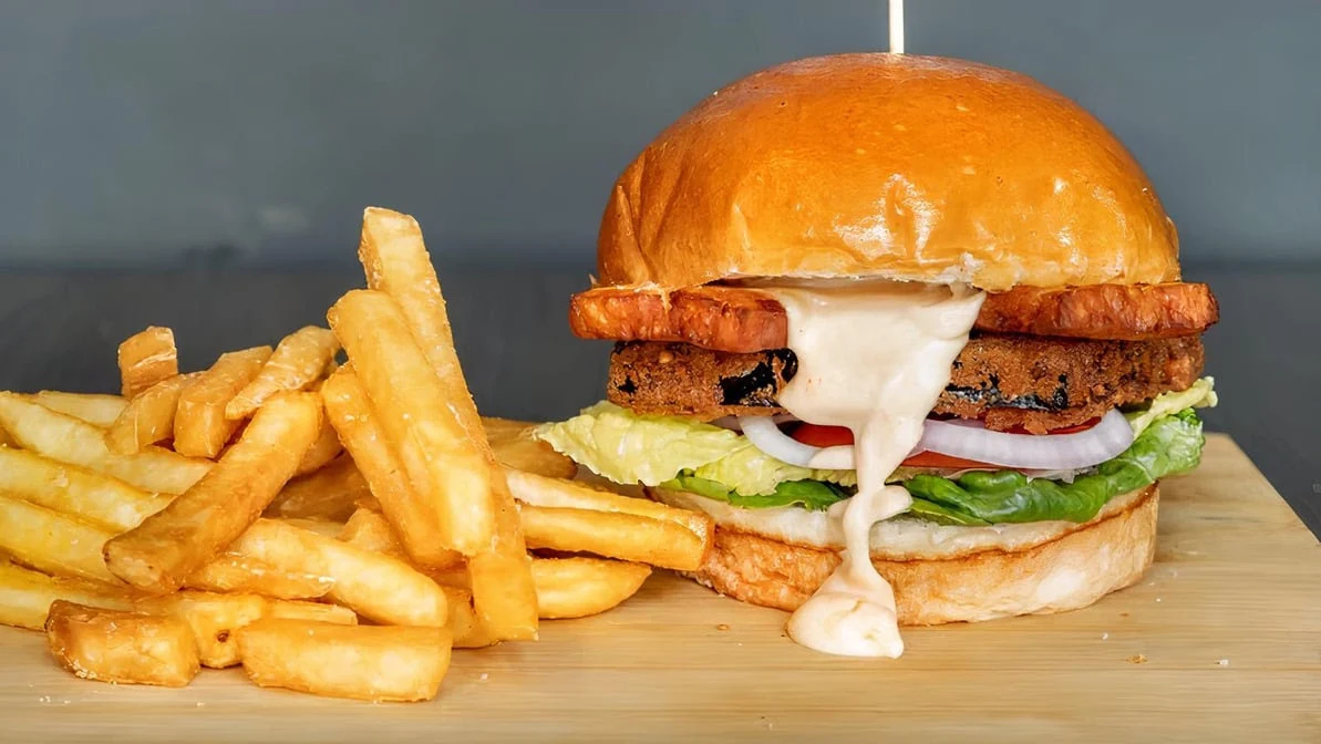 Highlights, Oscy's Burgers Greenway