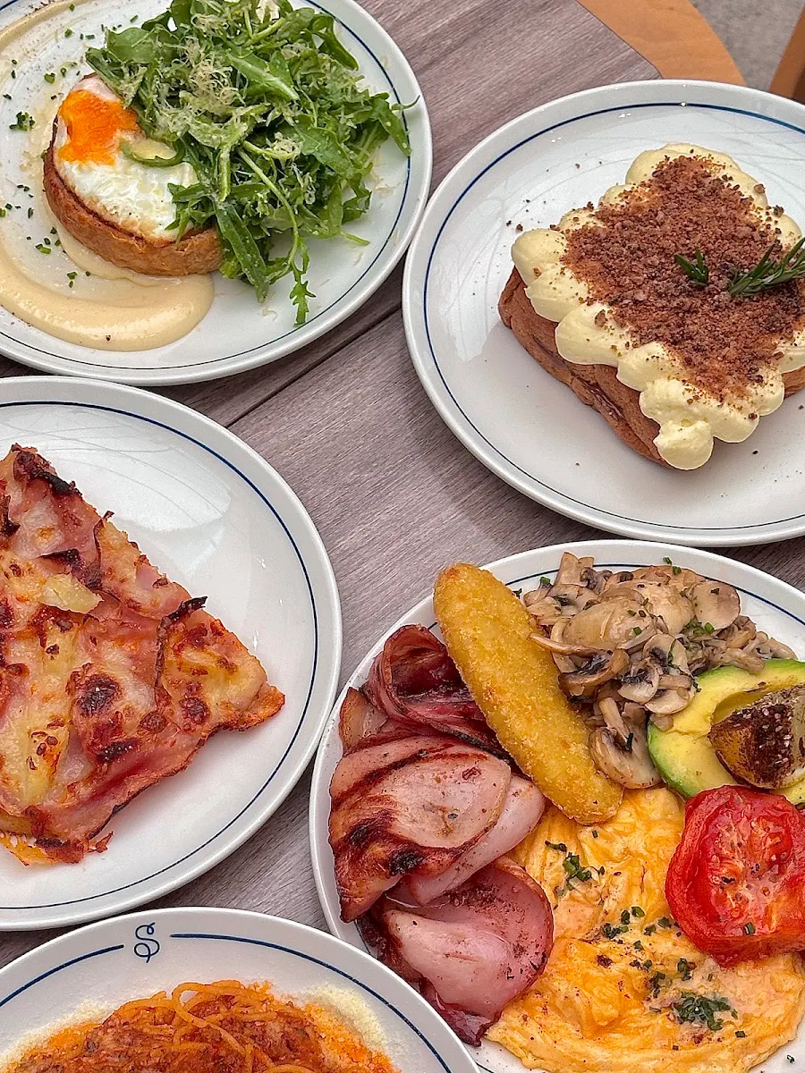Highlights, Spago Warringah Mall