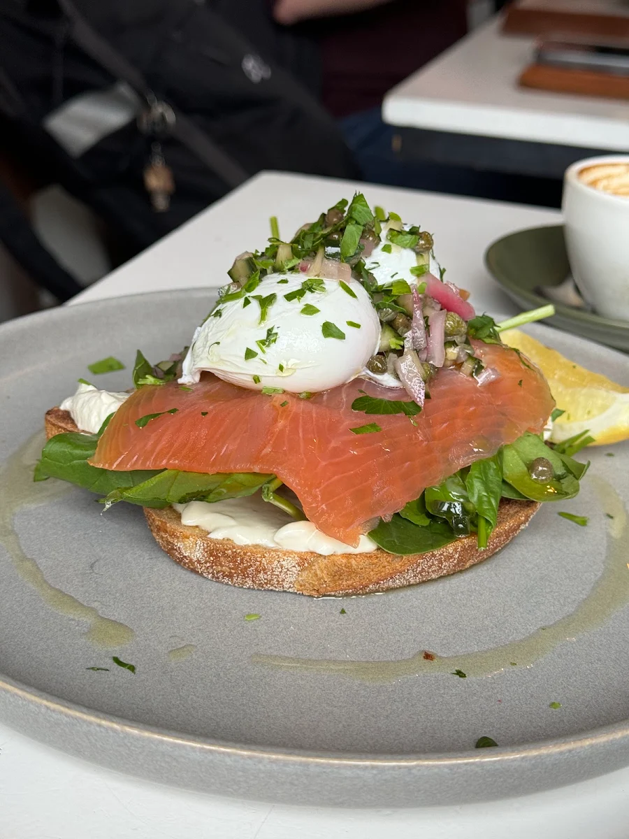Smashed Avocado, South of Johnston