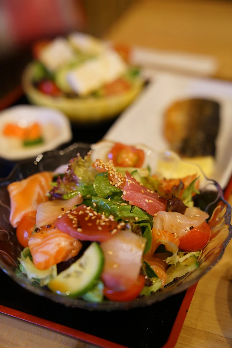 Sashimi Salad