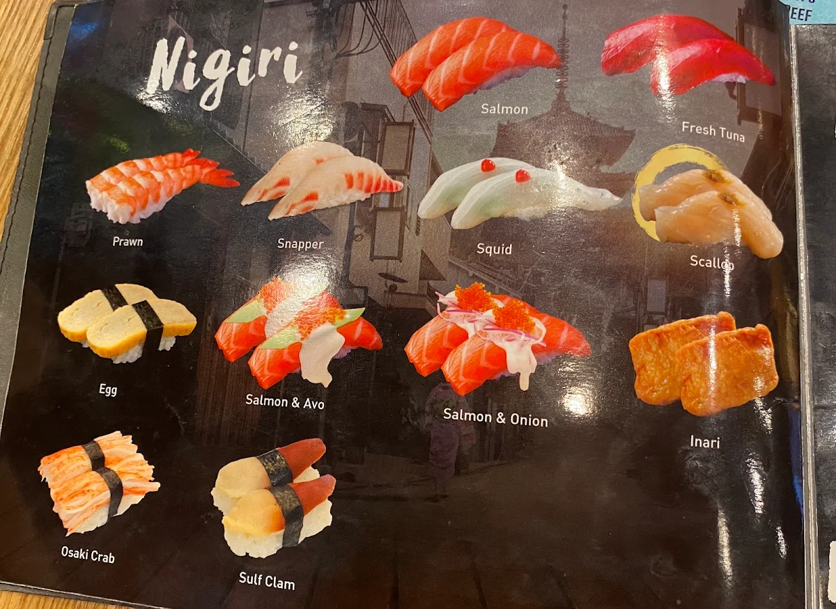Nigiri 4pcs, Sushi Train Sapporo