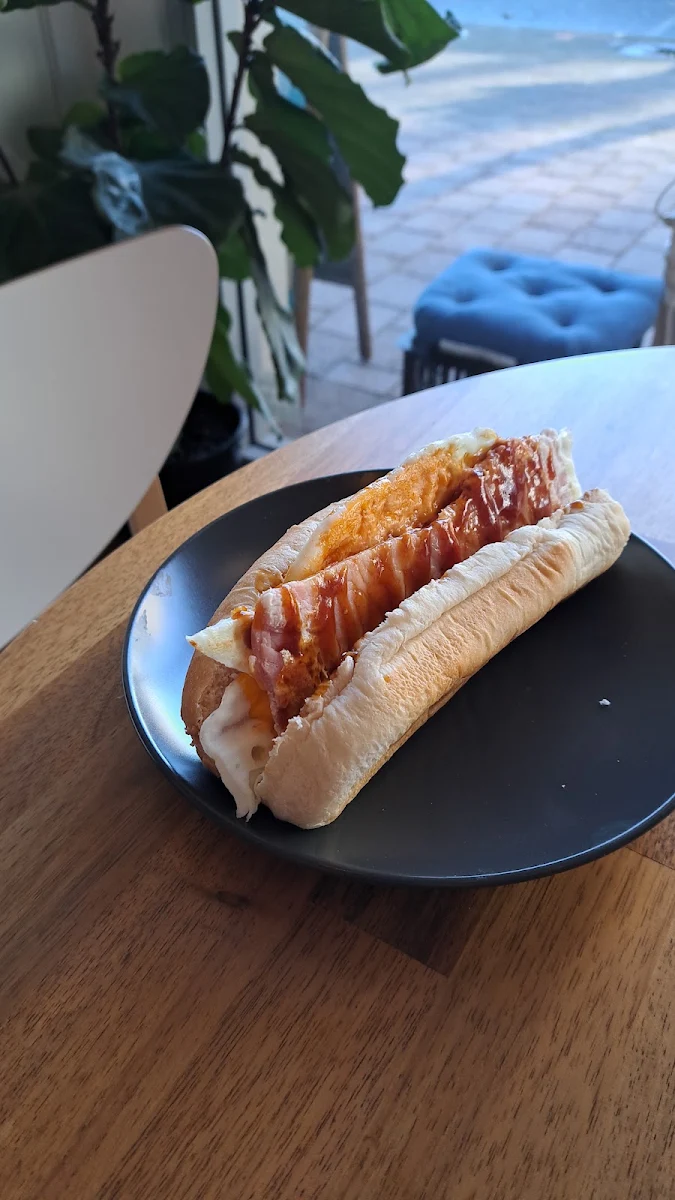 Bacon & Egg Roll