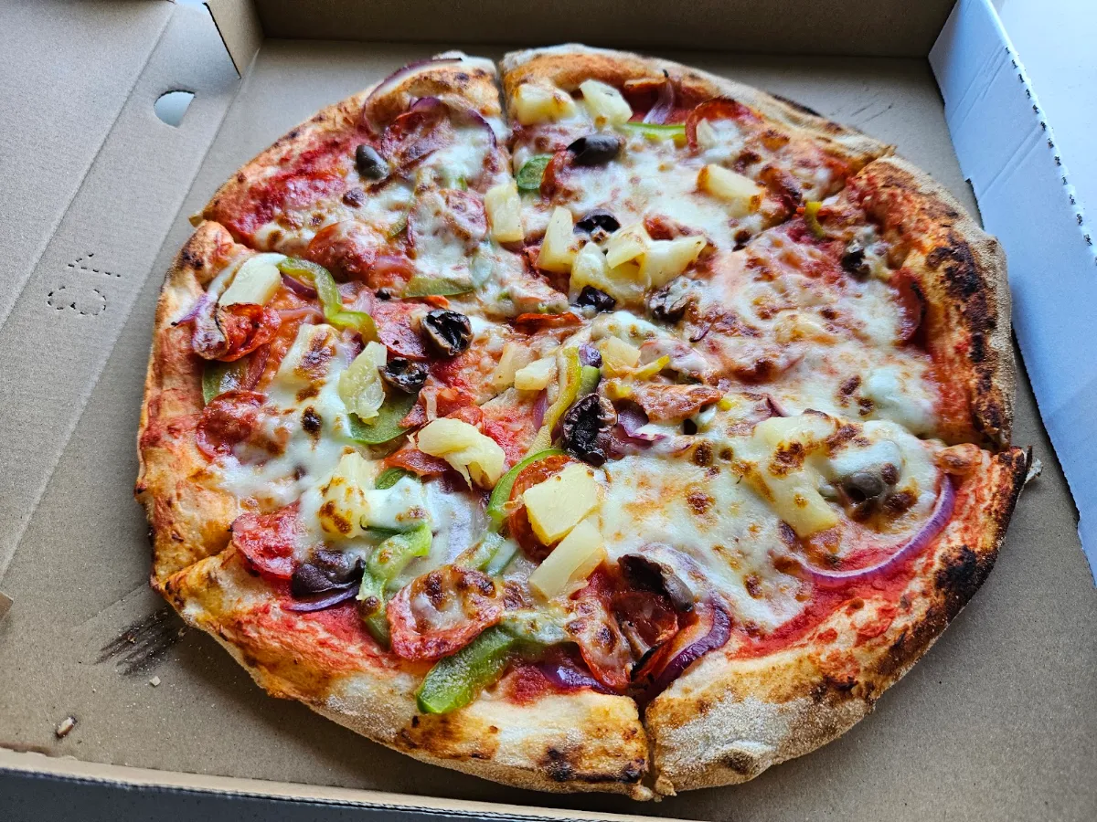 Susie's Supreme Pizza