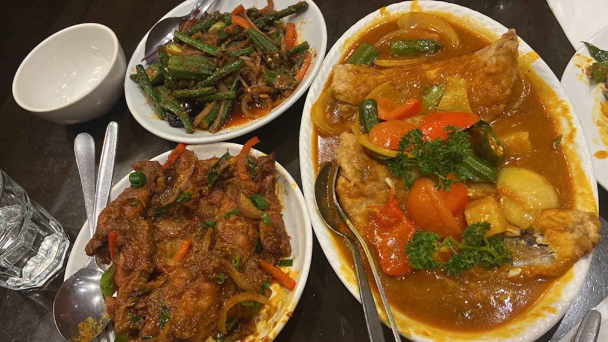 Curry Fish Fillet Fish Head in Claypot gfbr
