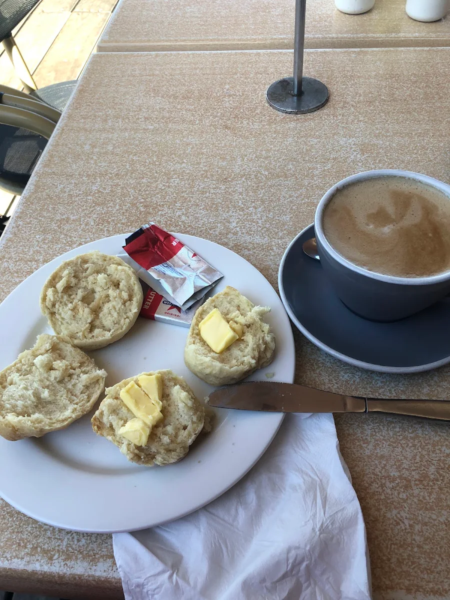 Scones, La Promenade Cafe