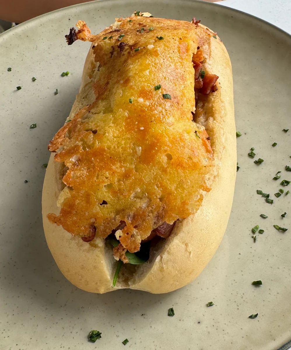 Breaky Roll, Bellakai