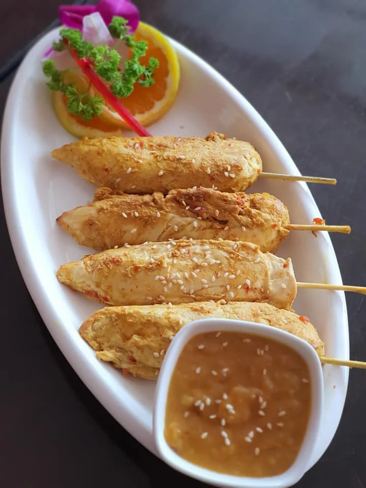 Satay Chicken Sticks 4 Per Serve