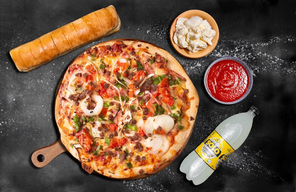 Highlights, Secret Harbour Pizza