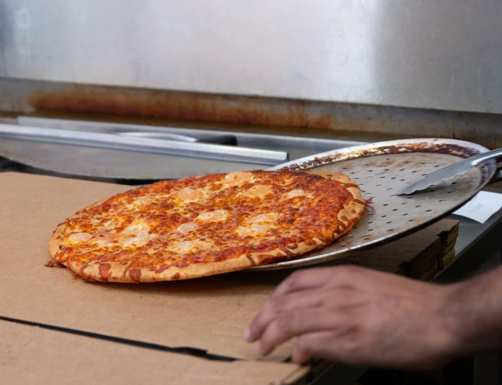 Highlights, Secret Harbour Pizza