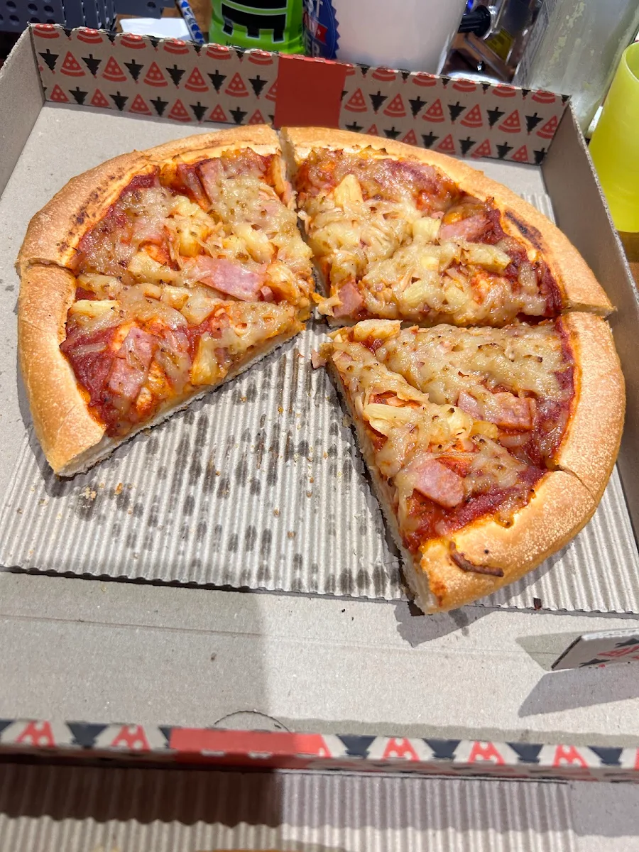 Hawaiian Pizza with Vegan Cheese